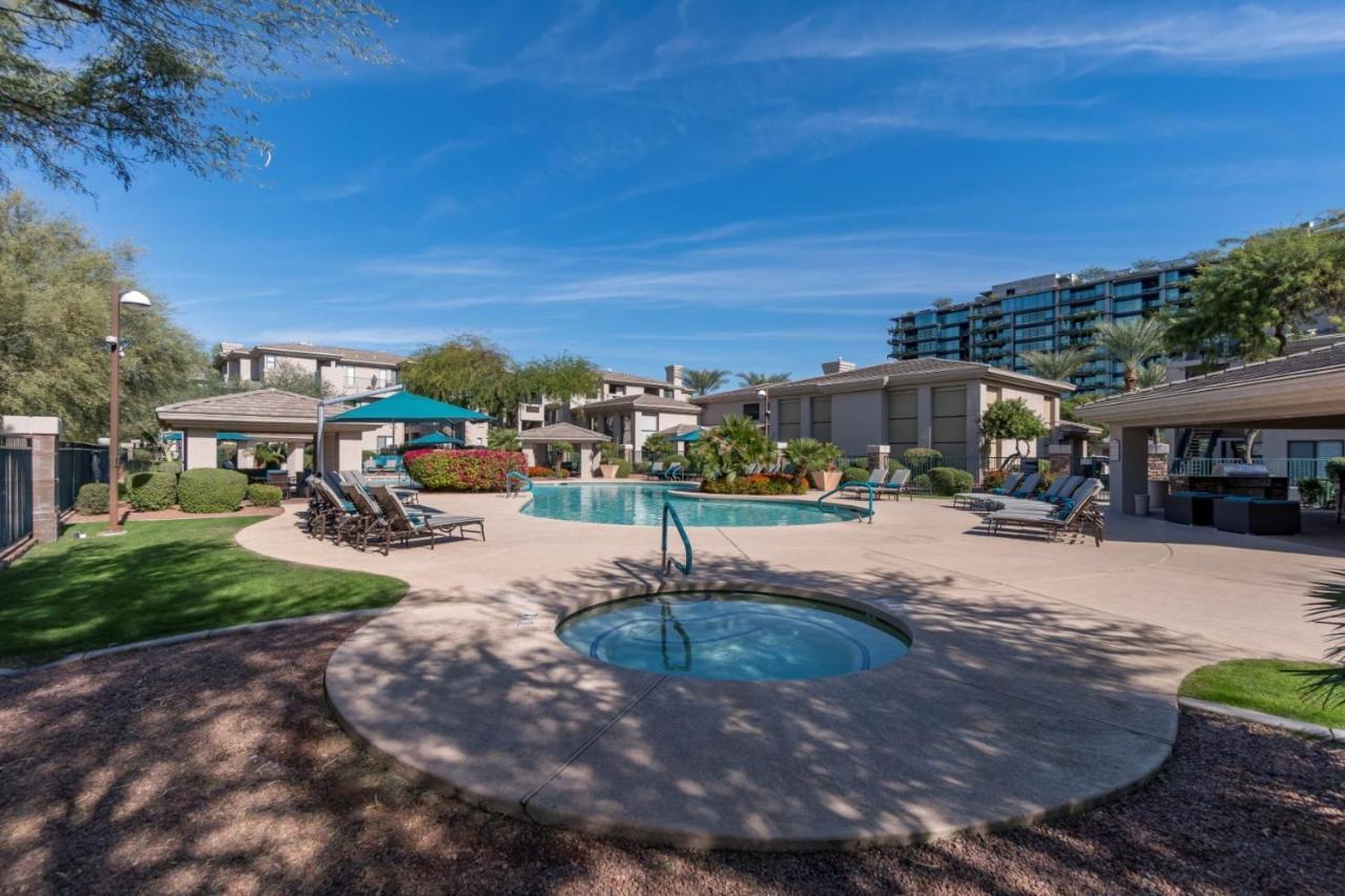 Pure Furnished 1, 2 And 3 Bed Apts Pool Gym Quarter Apartamento Scottsdale