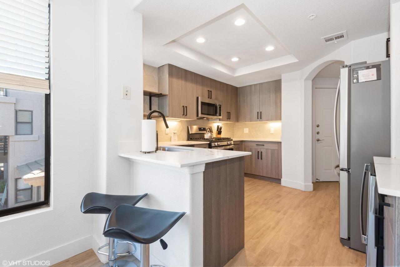 Apartamento Pure Furnished 1, 2 And 3 Bed Apts Pool Gym Quarter Scottsdale